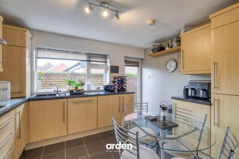 2 bedroom detached bungalow for sale, Old Birmingham Road, Marlbrook, B60