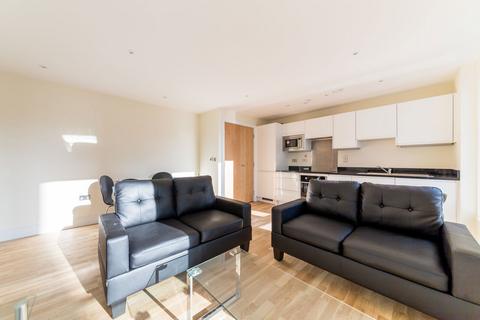 2 bedroom flat to rent, Keymer Place, London E14