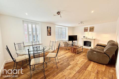 4 bedroom detached house to rent, 21 Perrott Way, Harborne