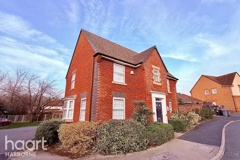 4 bedroom detached house to rent, 21 Perrott Way, Harborne