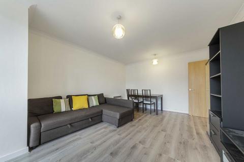 undefined, Boardwalk Place, London E14