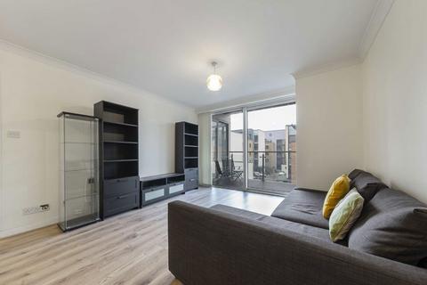 undefined, Boardwalk Place, London E14