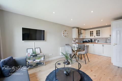 1 bedroom flat for sale, Glaisher Street, London SE8