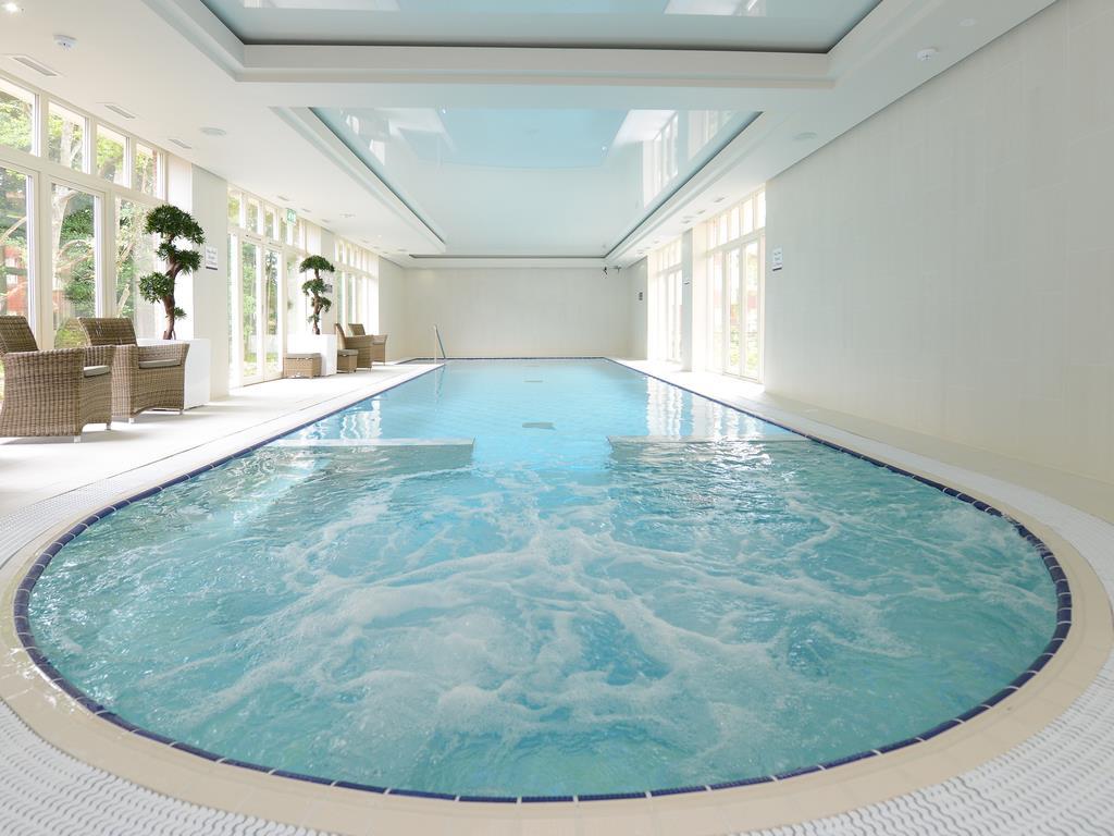 Pool 2.jpg