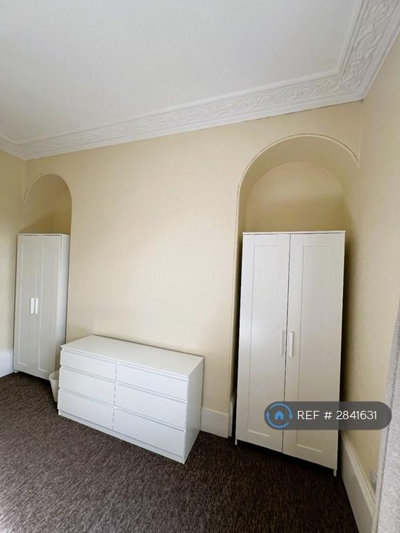 Bedroom Reverse