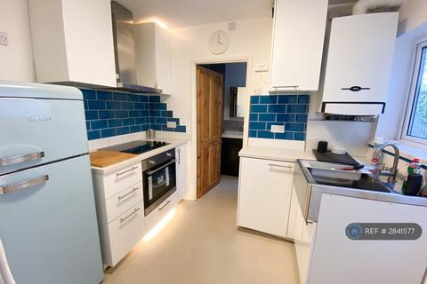 undefined, Wingrove Avenue, Newcastle Upon Tyne, NE4