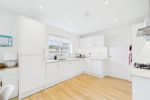 undefined, Balvaird Avenue, Scone PH2