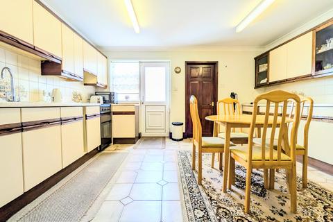 3 bedroom terraced house for sale, Aberfan, Merthyr Tydfil CF48