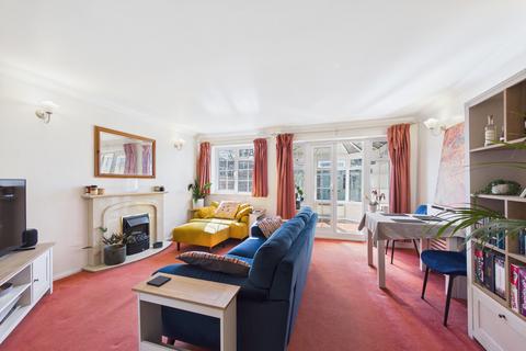 3 bedroom terraced house for sale, Kingsland Road, Boxmoor, HP1