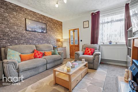 3 bedroom terraced house for sale, Queens Crescent, Doncaster