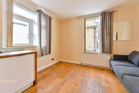 2 bedroom flat for sale, Wandsworth Bridge Road, South Park, London, SW6