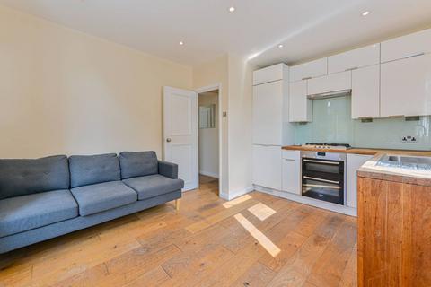 2 bedroom flat for sale, Wandsworth Bridge Road, South Park, London, SW6