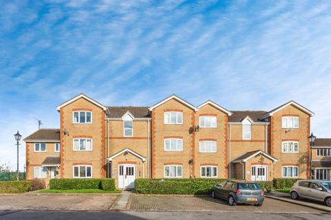 2 bedroom ground floor flat for sale, Farriers Close, Swindon