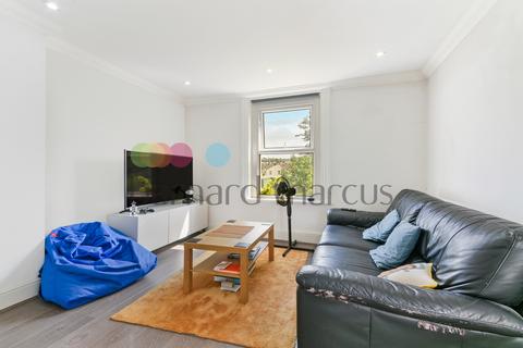 2 bedroom apartment to rent, Avondale Road, SOUTH CROYDON