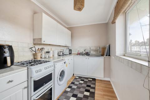 1 bedroom apartment for sale, Benhill Road, Sutton SM1
