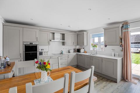 4 bedroom semi-detached house for sale, Priors Lane, Hinton Waldrist, SN7