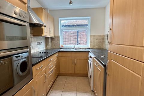 undefined, Grand Drive, London SW20