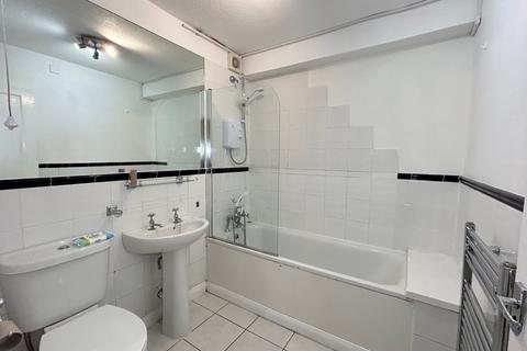 undefined, Grand Drive, London SW20