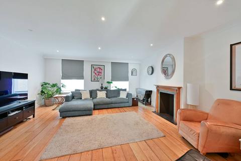5 bedroom terraced house to rent, Welford Place, Wimbledon Village, London, SW19