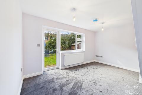 undefined, Deerfield Close, Buckingham, Buckinghamshire, MK18