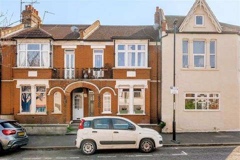 2 bedroom maisonette for sale, Bramshot Avenue, London SE7