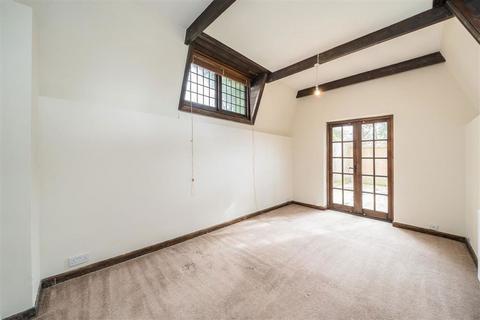 4 bedroom house to rent, Hertford Avenue, London SW14