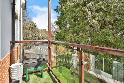 2 bedroom flat for sale, Wimborne Road, BOURNEMOUTH TOWN CENTRE, Dorset, BH2