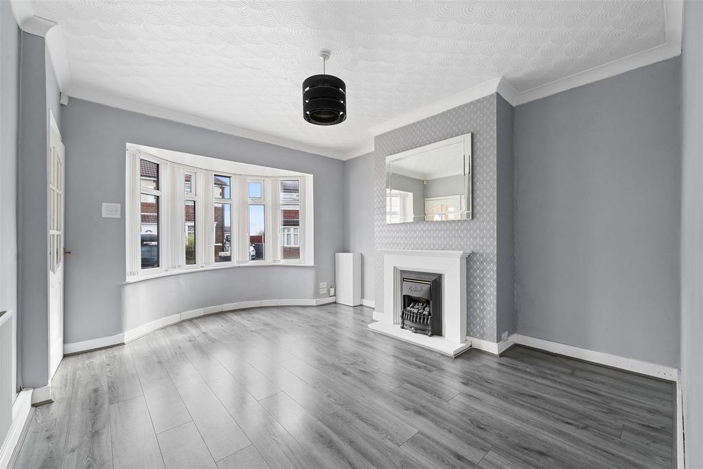 Living Room3.jpg