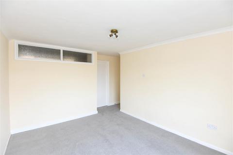 2 bedroom flat for sale, Orchard Hall, Trowbridge