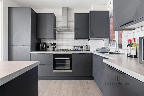 2 bedroom flat for sale, Chapter Road, NW2