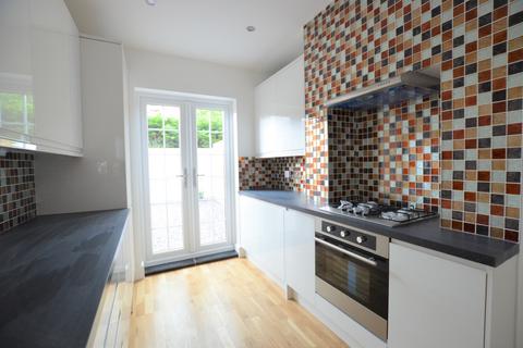 3 bedroom terraced house to rent, Stillness Road London SE23