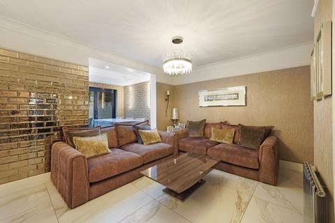 3 bedroom semi-detached house for sale, North Harrow, Middlesex HA2