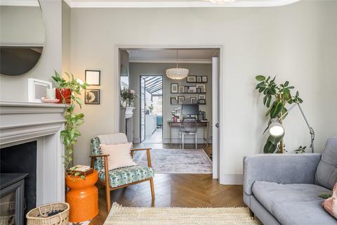 4 bedroom house for sale, Medway Road, Bow, London, E3