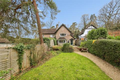 3 bedroom semi-detached house for sale, Coopers Green, Uckfield, East Sussex, TN22