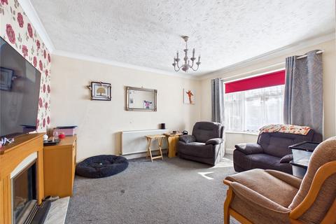 2 bedroom bungalow for sale, St. Johns Road, Clacton-on-Sea, Essex, CO16