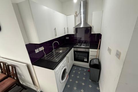1 bedroom flat to rent, Elgin Road, Ilford, Essex, IG3