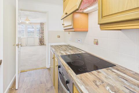 2 bedroom semi-detached bungalow for sale, Meadow View, Bungay