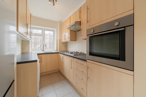 3 bedroom flat for sale, Barons Court Road, Barons Court, London, W14