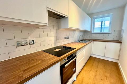 1 bedroom apartment to rent, Central Street, Bolton, BL1