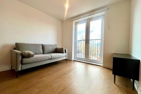 2 bedroom apartment to rent, Central Street, Bolton, BL1