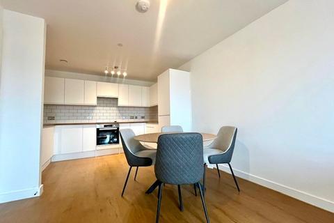 2 bedroom apartment to rent, Central Street, Bolton, BL1