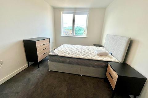 2 bedroom apartment to rent, Central Street, Bolton, BL1