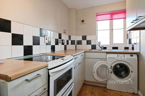 undefined, Hitherhooks Hill, Binfield, Bracknell, RG42