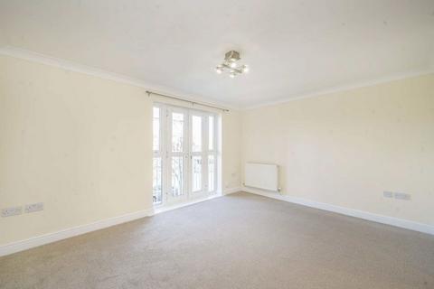 undefined, Periwood Crescent, Greenford UB6