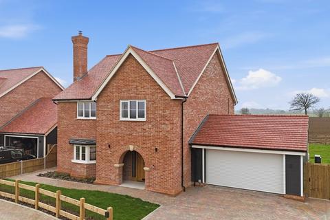 4 bedroom detached house for sale, High Road, Stowmarket IP14
