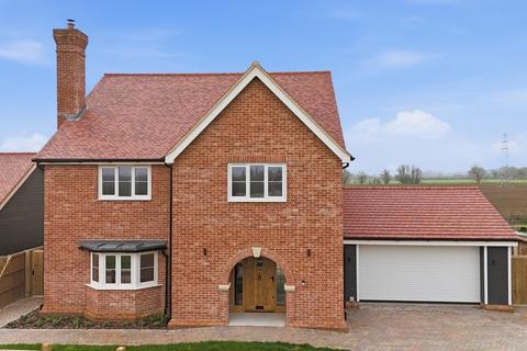 4 bedroom detached house for sale, High Road, Stowmarket IP14
