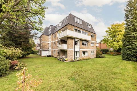 undefined, St. Georges Road, Weybridge KT13