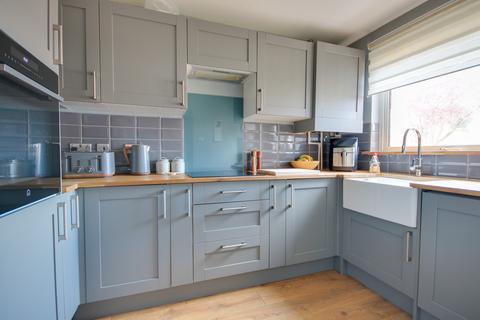 2 bedroom semi-detached house for sale, BURSLEDON GREEN! CHAIN FREE! WOW FACTOR KITCHEN!