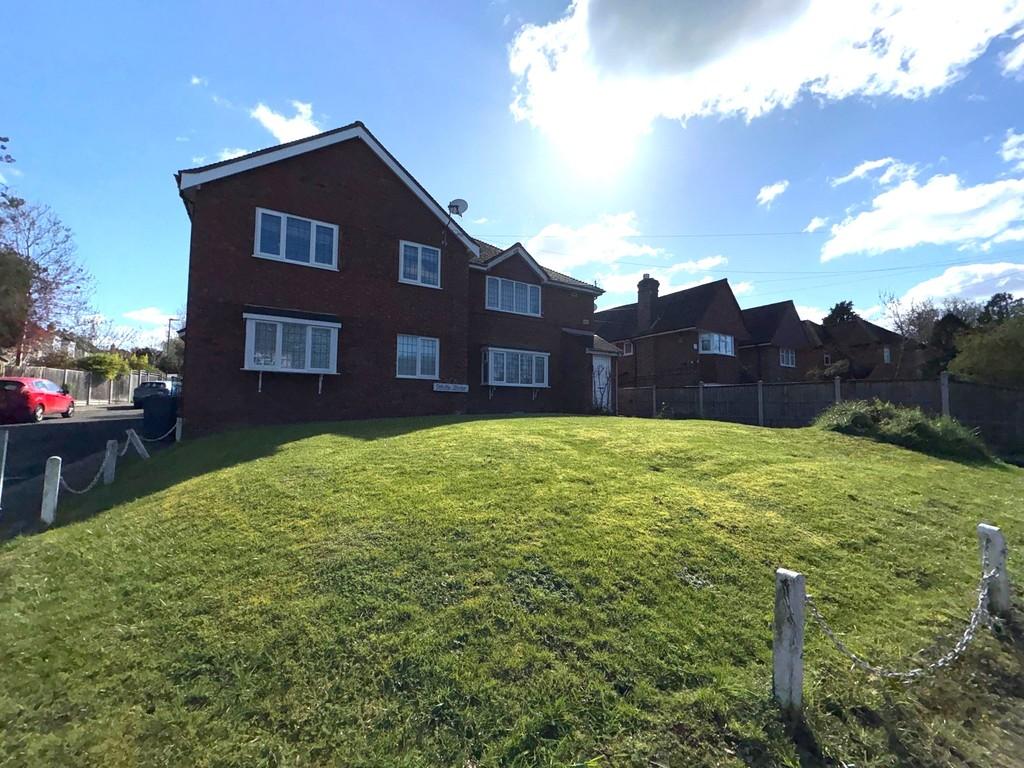 2 Holly Lodge Ext