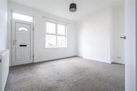 3 bedroom house to rent, Haunchwood Road, West CV10